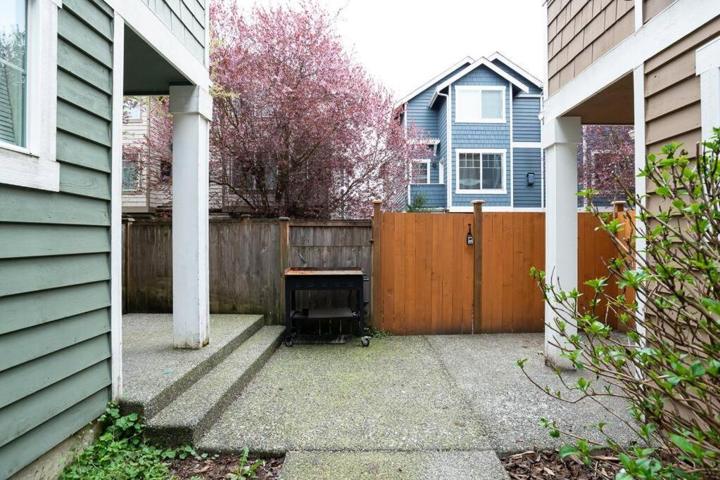 Snug Suite Near Greenlake! Seattle Exterior foto