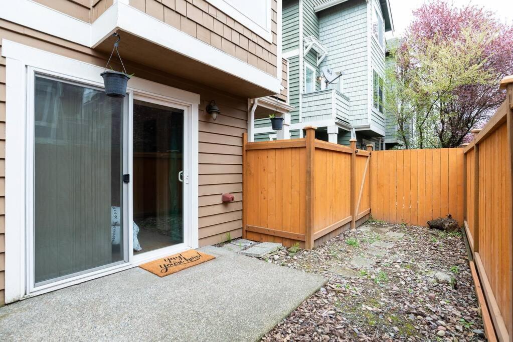 Snug Suite Near Greenlake! Seattle Exterior foto