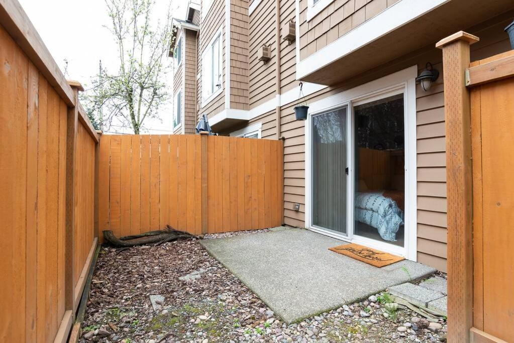 Snug Suite Near Greenlake! Seattle Exterior foto